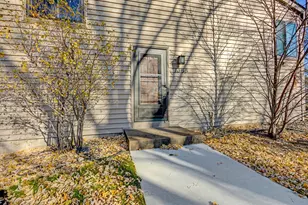 1366 Arden View Dr, Arden Hills, MN 55112 - Photo 24