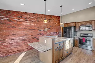 1366 Arden View Dr, Arden Hills, MN 55112 - Photo 6