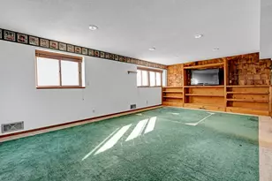 1366 Arden View Dr, Arden Hills, MN 55112 - Photo 10