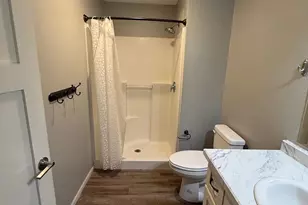 204 W Poplar Ave, Badger, MN 56714 - Photo 6