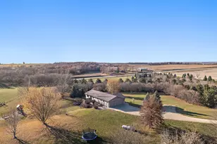 9528 115th St NW, Pine Island, MN 55963 - Photo 2
