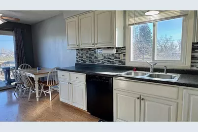 918 Rensvold Boulevard, Moorhead, MN 56560 - Photo 12