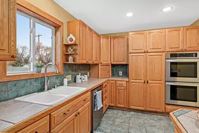 1803 Eustis Street, Saint Paul, MN 55113 - Photo 16