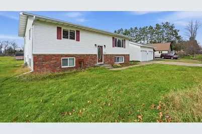 816 E 9th Street S, Ladysmith, WI 54848 - Photo 2