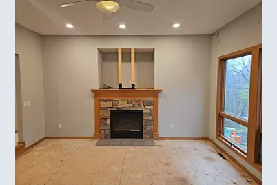13867 Virginia Avenue S, Savage, MN 55378 - Photo 4