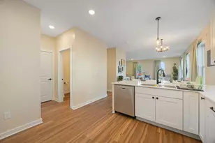 1365 Howard St N, Saint Paul, MN 55119 - Photo 8