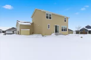 2990 Coventry Cir, River Falls, WI 54022 - Photo 40