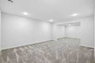 2990 Coventry Cir, River Falls, WI 54022 - Photo 36