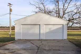 108 N Secor St, Bricelyn, MN 56014 - Photo 12