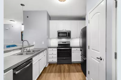 10075 City Walk Drive #205, Woodbury, MN 55129 - Photo 8