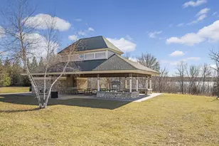 10075 City Walk Dr, Woodbury, MN 55129 - Photo 36