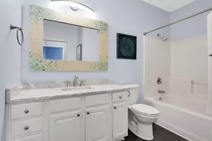 10075 City Walk Dr, Woodbury, MN 55129 - Photo 16