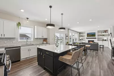 2121 Johanna Circle, Lino Lakes, MN 55038 - Photo 8