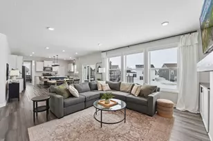 2121 Johanna Cir, Lino Lakes, MN 55038 - Photo 4