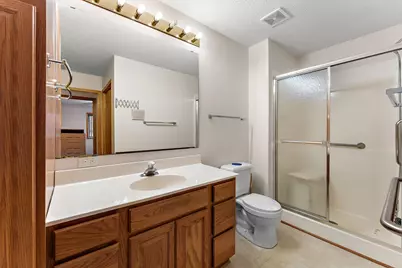 696 Monn Avenue, Vadnais Heights, MN 55127 - Photo 14