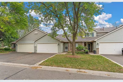 696 Monn Avenue, Vadnais Heights, MN 55127 - Photo 1