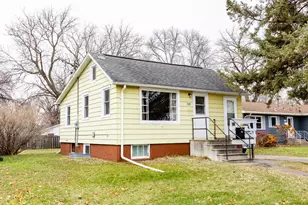 723 13th St N, Moorhead, MN 56560 - Photo 1