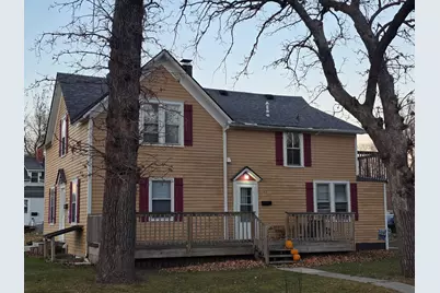 145 Milwaukee Avenue SW, Hutchinson, MN 55350 - Photo 2