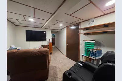 145 Milwaukee Avenue SW, Hutchinson, MN 55350 - Photo 10