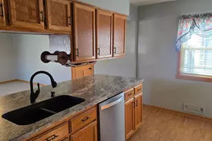 1430 N Park St, Fairmont, MN 56031 - Photo 10