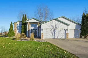 3164 11th Ave S, Moorhead, MN 56560 - Photo 1