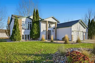 3164 11th Ave S, Moorhead, MN 56560 - Photo 2