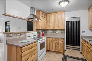 311 Pleasant Ave, Saint Paul, MN 55102 - Photo 10