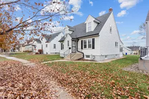 1118 Lane Pl, Saint Paul, MN 55106 - Photo 14