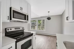 4624 Cedar Lk Rd S, Saint Louis Park, MN 55416 - Photo 4