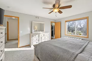 635 35th St W, Hastings, MN 55033 - Photo 14