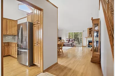 732 E Nicollet Boulevard, Burnsville, MN 55337 - Photo 4