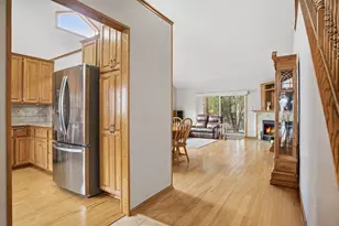 732 E Nicollet Blvd, Burnsville, MN 55337 - Photo 4