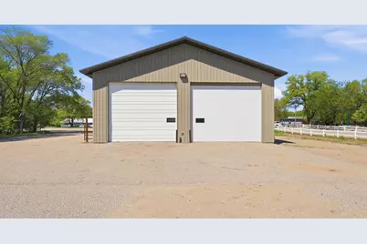 1301 N Nokomis NE, Alexandria, MN 56308 - Photo 6