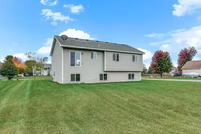 1006 Marion Street SE, Isanti, MN 55040 - Photo 24