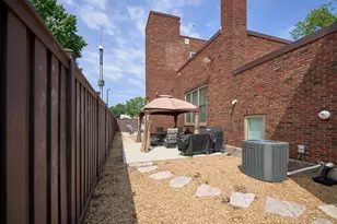 1290 Snelling Ave N, Saint Paul, MN 55108 - Photo 32