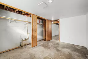 10551 President Dr NE, Blaine, MN 55434 - Photo 22