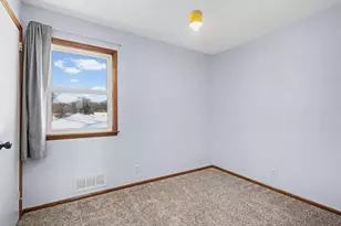 10551 President Dr NE, Blaine, MN 55434 - Photo 14