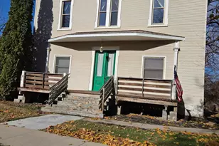 621 Elm Ave E, Waseca, MN 56093 - Photo 1