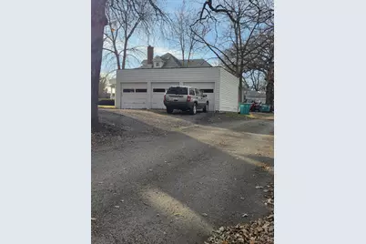 621 Elm Avenue E, Waseca, MN 56093 - Photo 4