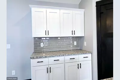 1022 Cullen Street, Saint Peter, MN 56082 - Photo 4