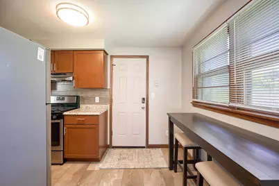 1284 Snelling Avenue N, Saint Paul, MN 55108 - Photo 18