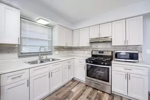 1284 Snelling Ave N, Saint Paul, MN 55108 - Photo 10