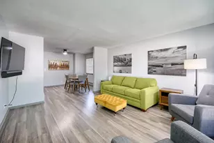 1284 Snelling Ave N, Saint Paul, MN 55108 - Photo 6