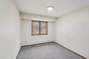 330 E 152nd St, Burnsville, MN 55306 - Photo 20