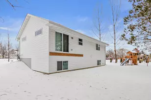 1376 Pheasant Run, New Richmond, WI 54017 - Photo 36