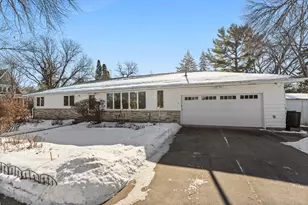 3105 W 40th St, Minneapolis, MN 55410 - Photo 2