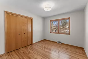 3105 W 40th St, Minneapolis, MN 55410 - Photo 16