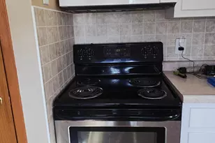 901 2nd St NW, Pipestone, MN 56164 - Photo 6