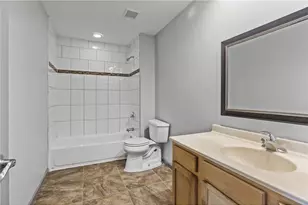 1136 Ross Ave, Saint Paul, MN 55106 - Photo 10