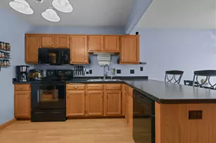 2333 Williams Dr, Burnsville, MN 55337 - Photo 8